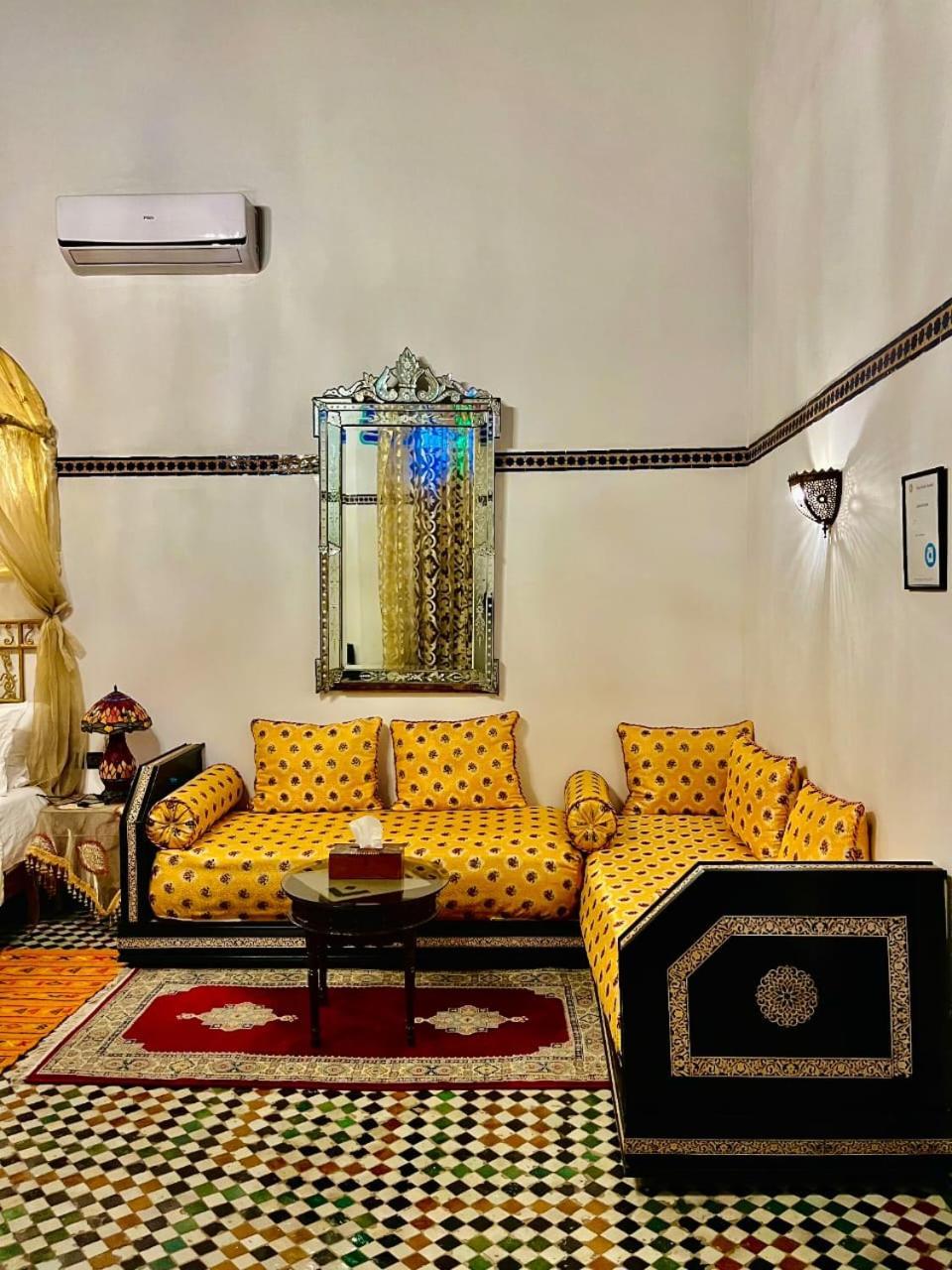 Riad Lalla Zoubida Fez Kültér fotó
